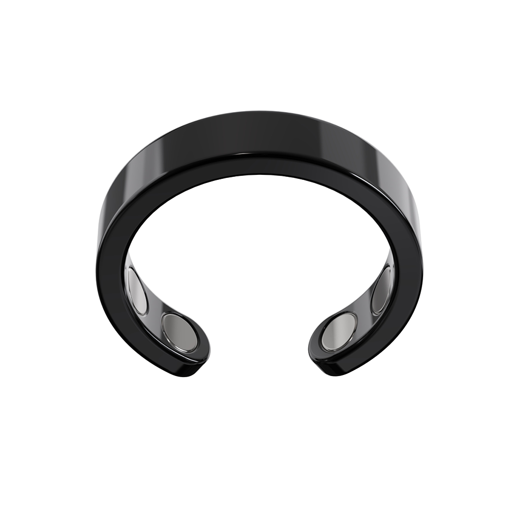 Close-up of the onyx Omlezo Copper Magnetic Ring in a product display