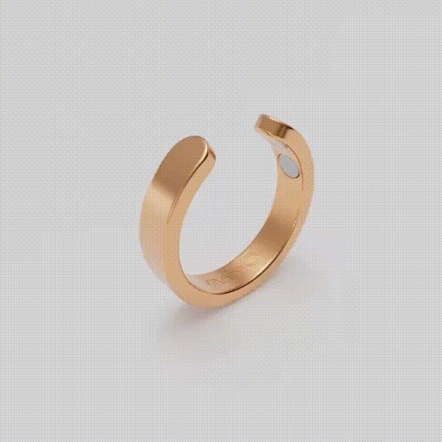 360-degree rotating animation of the gold Omlezo Magnetic Copper Ring